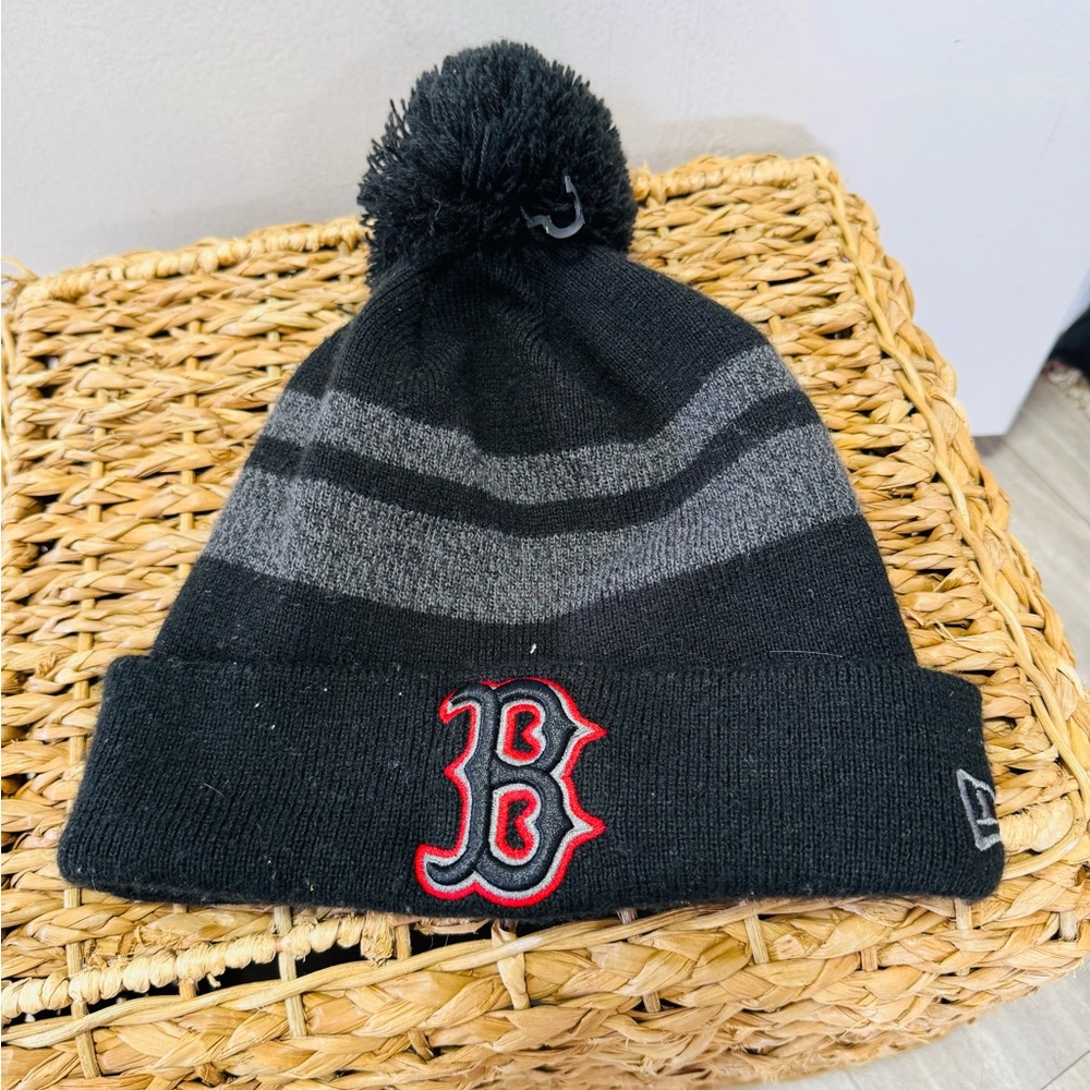 New Era Kids Black and Gray Striped Beanie